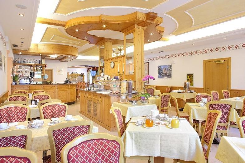 Hotel Sant'Ilario 로베레토 외부 사진