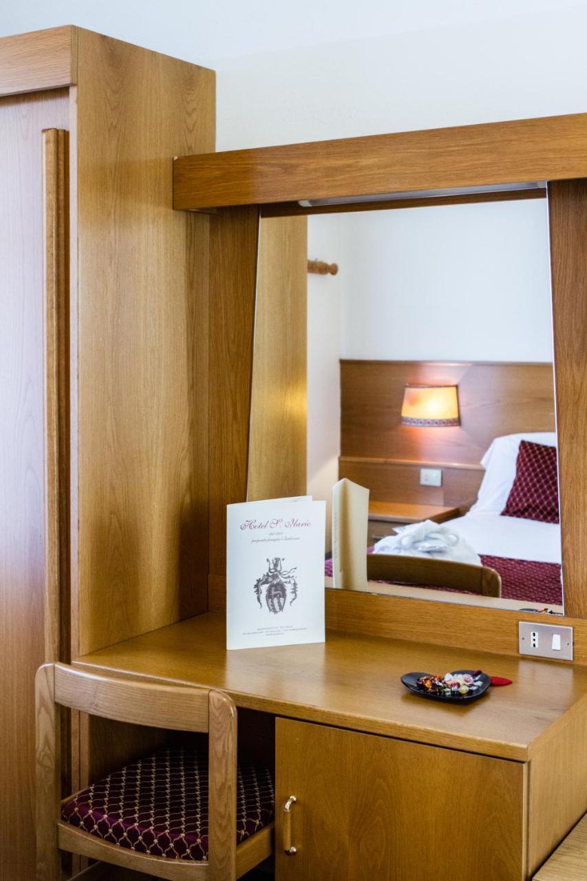 Hotel Sant'Ilario 로베레토 외부 사진