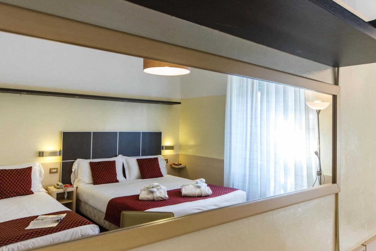 Hotel Sant'Ilario 로베레토 외부 사진