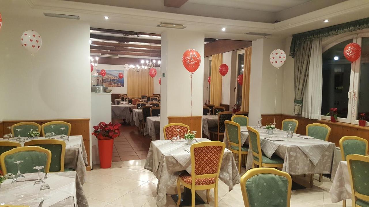 Hotel Sant'Ilario 로베레토 외부 사진