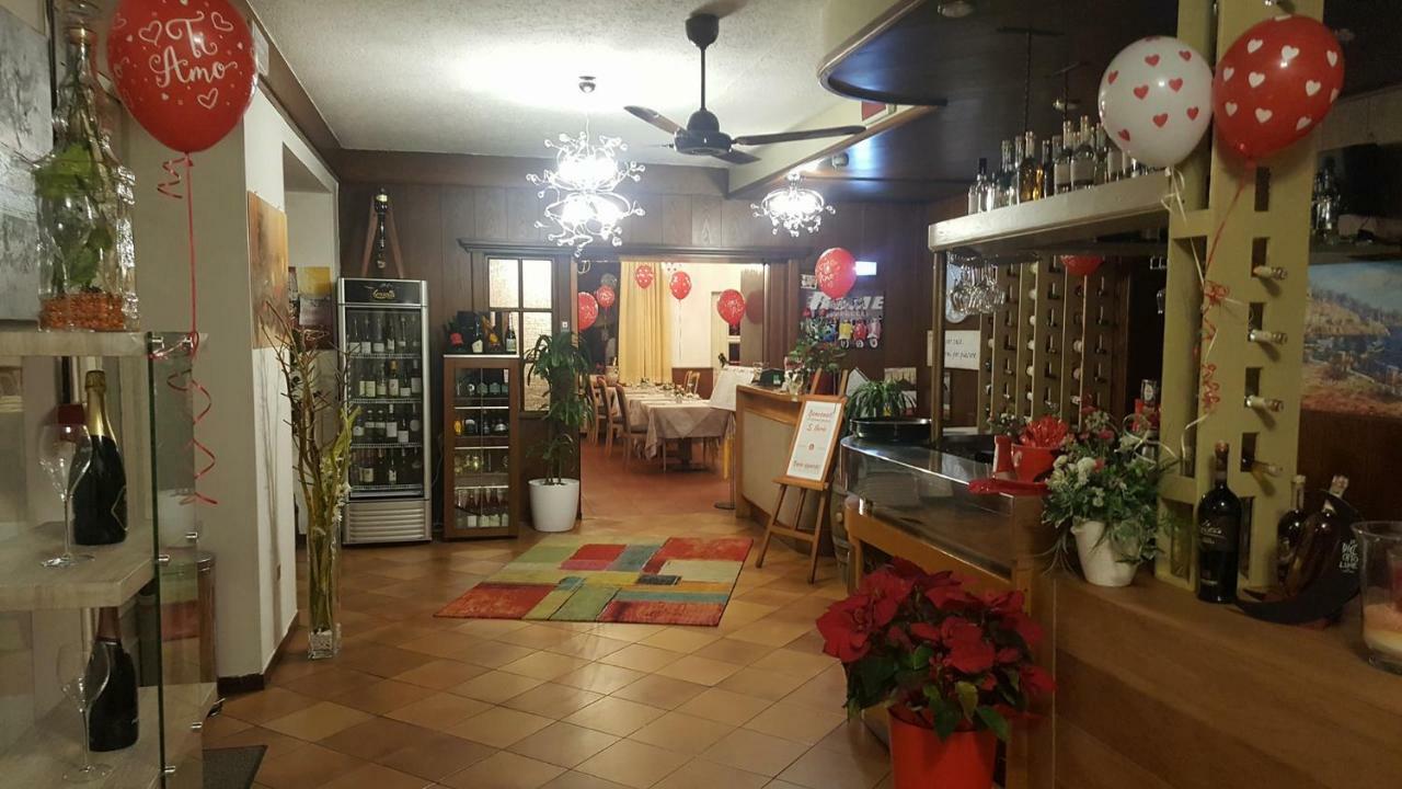 Hotel Sant'Ilario 로베레토 외부 사진